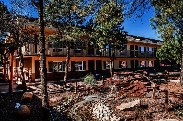 Zájezd Quality Inn Navajo Nation Capital **+ - Arizona - Phoenix / Window Rock - Záběry místa