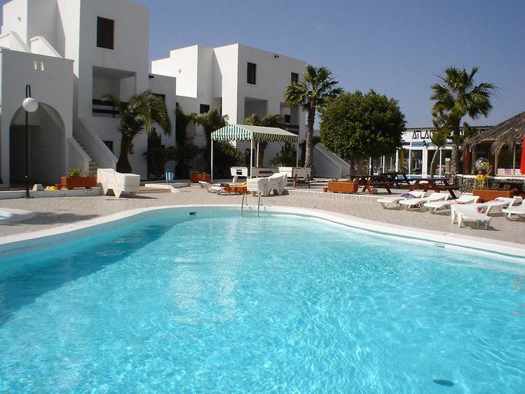 Zájezd Apartamentos Sol *** - Lanzarote / Costa Teguise - Bazén