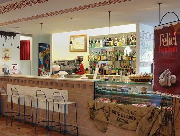 Zájezd Etruscan Chocohotel *** - Umbrie / Perugia - Bar