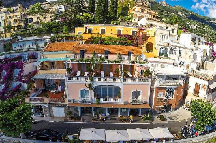 Zájezd Villa Gabrisa **** - pobřeží Amalfi - Neapolský záliv / Positano - Záběry místa