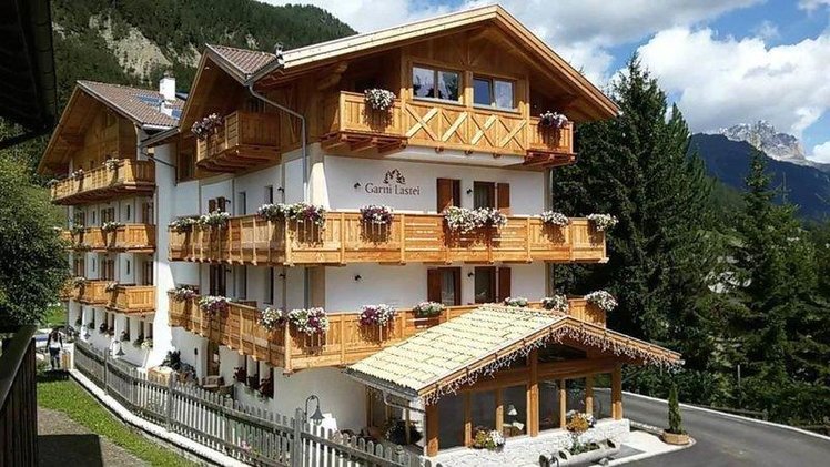 Zájezd Garni Lastei *** - Jižní Tyrolsko - Dolomity / Pozza di Fassa - Záběry místa