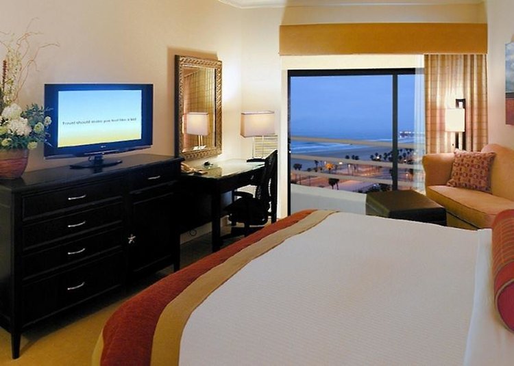 Zájezd The Waterfront Beach Resort, a Hilton Hotel **** - Los Angeles / Pláž Huntington - Příklad ubytování