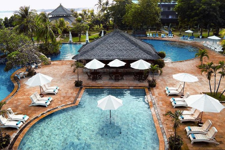Zájezd Discovery Kartika Plaza Hotel **** - Bali / Kuta - Bazén