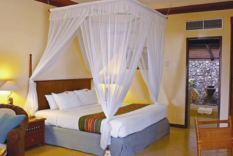 Zájezd Holiday Resort Lombok **** - Indonésie - Lombok / Pláž Senggigi - Příklad ubytování