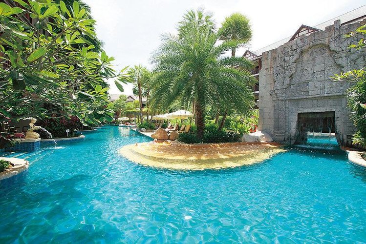 Zájezd Beyond Resort Kata **** - Phuket / Kata Beach - Bazén