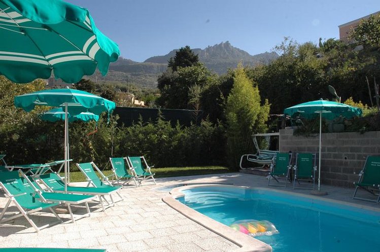 Zájezd Residence Villa Tina *** - Ischia / Forio - Bazén