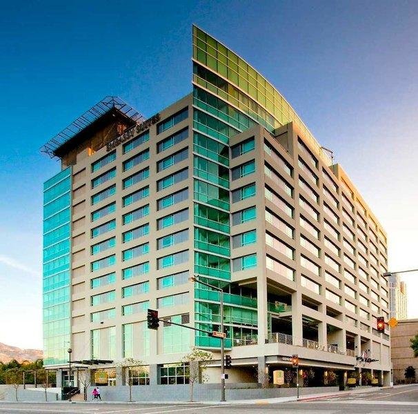 Zájezd Embassy Suites by Hilton Los Angeles Glendale ***+ - Los Angeles / Glendale - Záběry místa