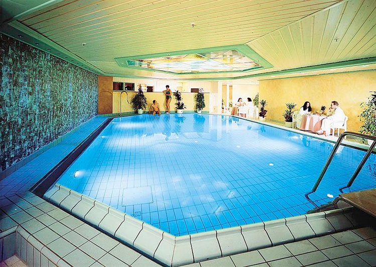 Zájezd Maritim Hotel Magdeb **** - Sasko - Anhaltsko / Magdeburg - Vnitřní bazén