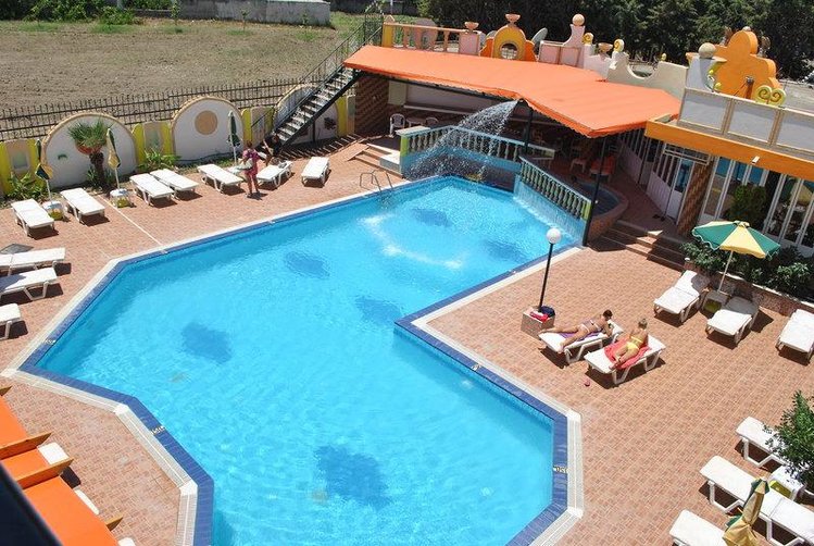 Zájezd Grecian Fantasia Resort *** - Rhodos / Faliraki - Bazén