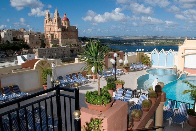 Zájezd Pergola Hotel & Spa **** - ostrov Malta / Mellieha - Terasa
