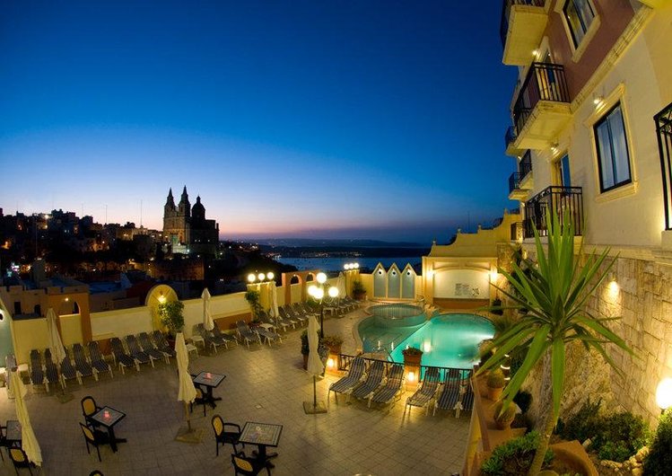 Zájezd Pergola Hotel & Spa **** - ostrov Malta / Mellieha - Terasa
