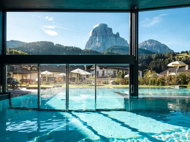 Zájezd Alpenhotel Plaza **** - Jižní Tyrolsko - Dolomity / St. Christina in Gröden - Bazén