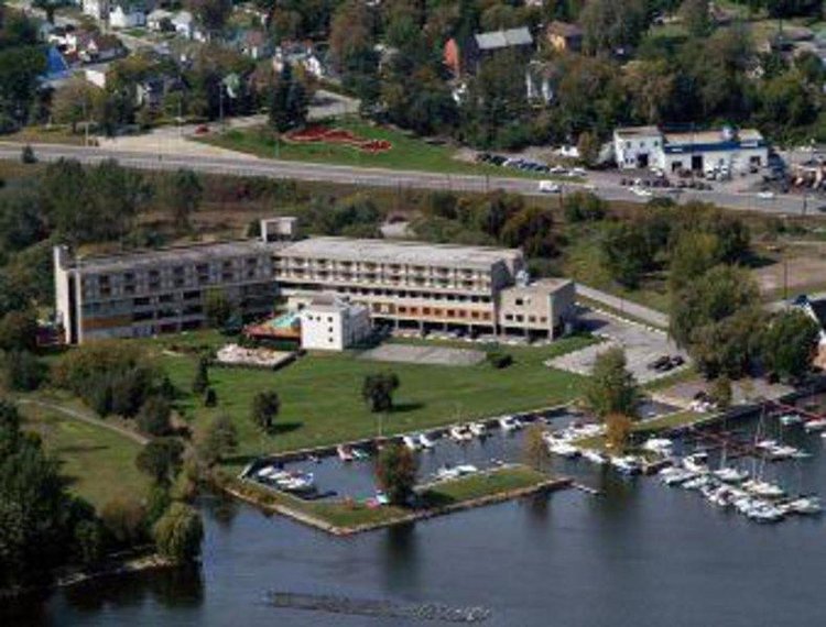Zájezd Ramada by Wyndham Belleville Harbourview Conference Center *** - Ontario / Belleville - Záběry místa