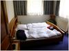 Ložnice - manželská postel