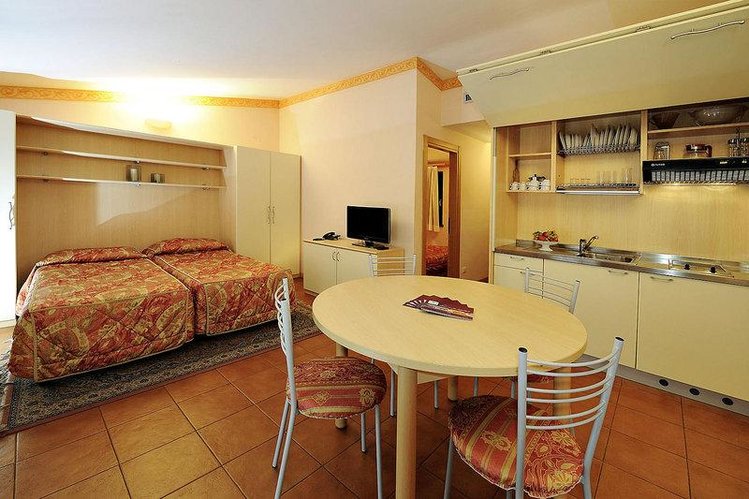 Zájezd Club Hotel la Vela **** - Lago di Garda a Lugáno / Nago-Torbole - Příklad ubytování