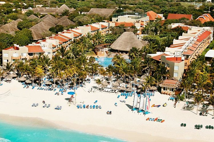 Zájezd Viva Wyndham Azteca **** - Yucatan / Playa del Carmen - Bazén