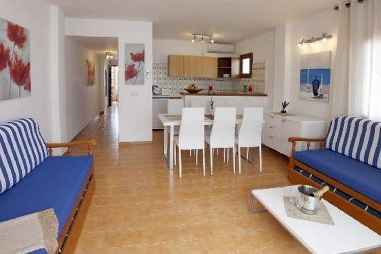 Zájezd Sandic Apartments ** - Ibiza / Santa Eulalia del Rio - Bar