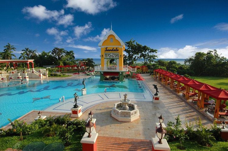 Zájezd Sandals Grande Riviera Beach & Villa Golf Resort ***** - Jamajka / Ocho Rios - Bazén