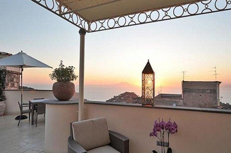 Zájezd Lubra Casa Relax **** - pobřeží Amalfi - Neapolský záliv / Sorrent - Záběry místa