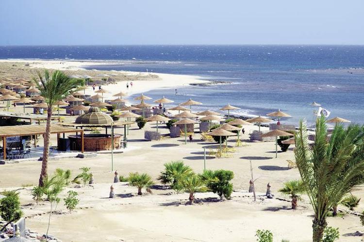 Zájezd Shams Alam Beach Resort **** - Marsa Alam, Port Ghaib a Quseir / Marsa Alam - Pláž