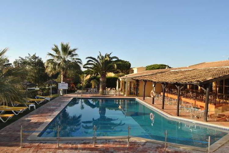 Zájezd Pinhal Do Sol *** - Algarve / Quarteira - Bazén