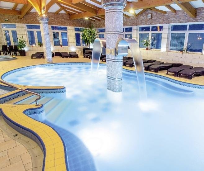 Zájezd Wellness Hotel Katalin **** - Balaton / Gyenesdias - Vnitřní bazén