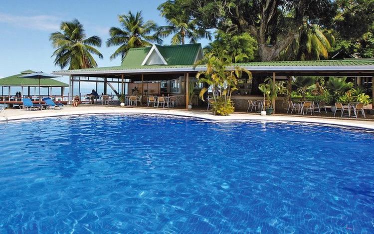 Zájezd The Coco de Mer Hotel & Black Parrot Suites **** - Seychely / Anse Bois de Rose - Bazén