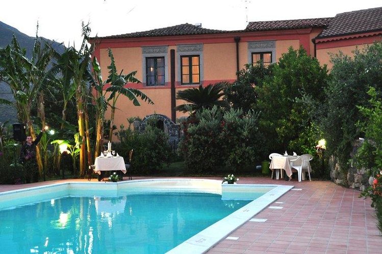 Zájezd Casale Romano Resort **** - Sicílie - Liparské ostrovy / Motta Camastra - Bazén