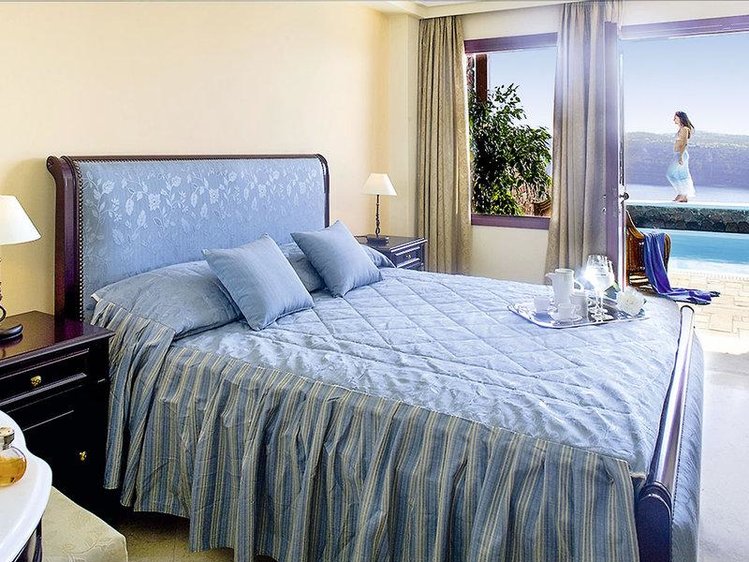 Zájezd Maison Des Lys Luxury Suites ***** - Santorini / Akrotiri - Příklad ubytování