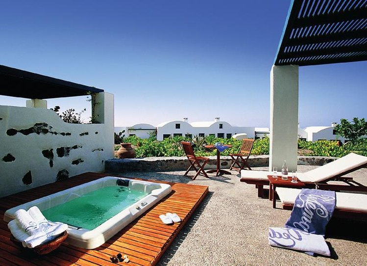 Zájezd Vedema, a Luxury Collection Resort ***** - Santorini / Megalochori - Bazén