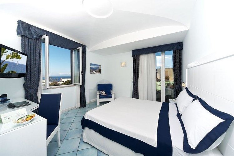 Zájezd Villa Durrueli Resort & Spa **** - Ischia / Ischia Porto - Příklad ubytování