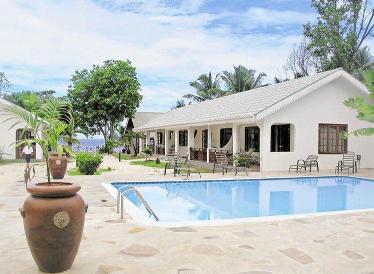 Zájezd Villas de Mer *** - Seychely / ostrov Praslin - Bazén