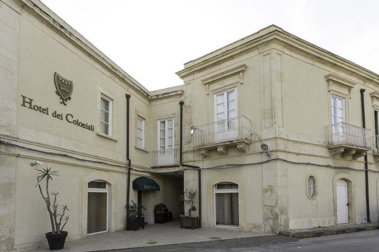 Zájezd L'Hotel dei Coloniali **** - Sicílie - Liparské ostrovy / Syrakus - Záběry místa