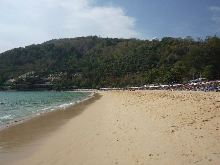 Zájezd U Sunsuri Phuket ***** - Phuket / Nai Harn Beach - Pláž