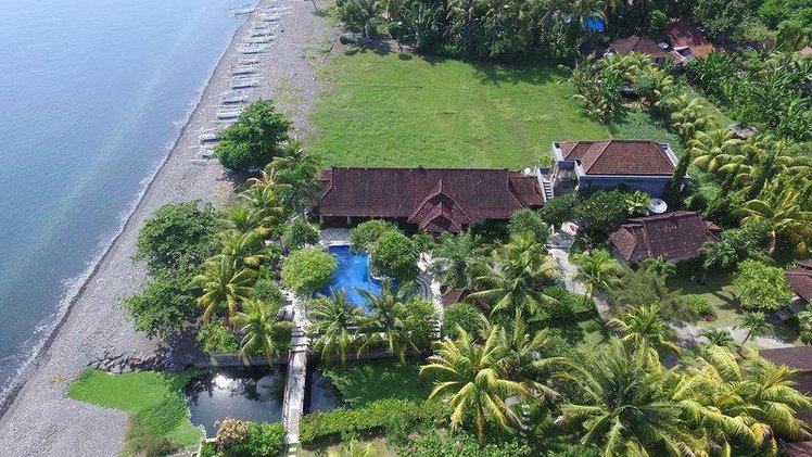 Zájezd Arya Amed Beach Resort and Dive Center *** - Bali / Amed - Pláž