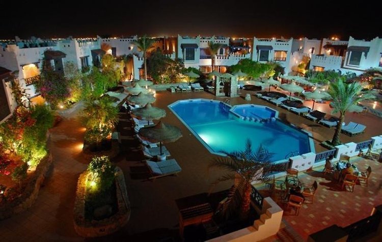 Zájezd Al Diwan Hotel *** - Šarm el-Šejch, Taba a Dahab / Sharm el Sheikh - Terasa
