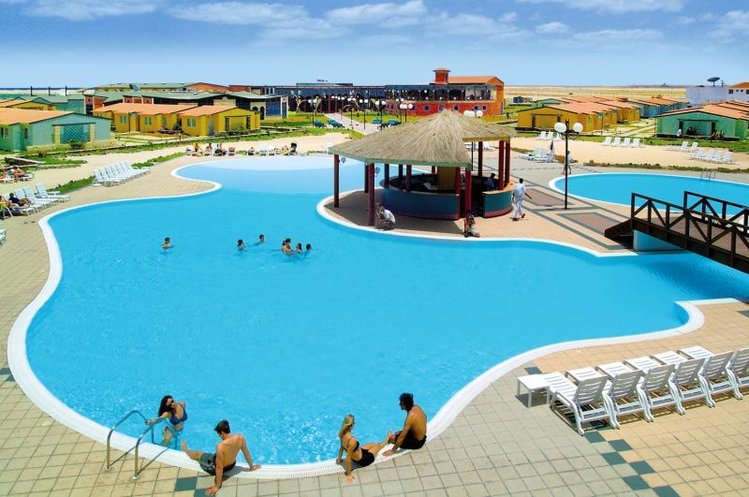 Zájezd VOI Vila do Farol Resort **** - Sal / Santa Maria - Bazén