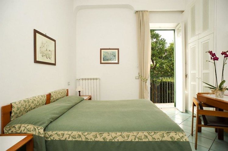 Zájezd Matarese *** - Ischia / Casamicciola Terme - Příklad ubytování