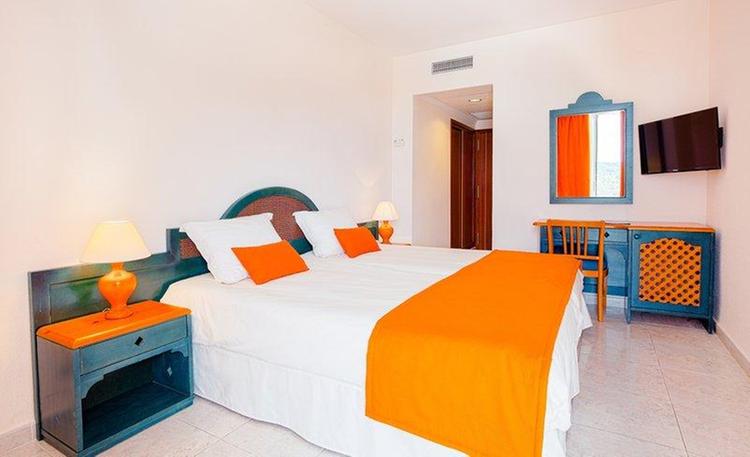 Zájezd Sirenis Cala Llonga Resort *** - Ibiza / Cala Llonga - Příklad ubytování