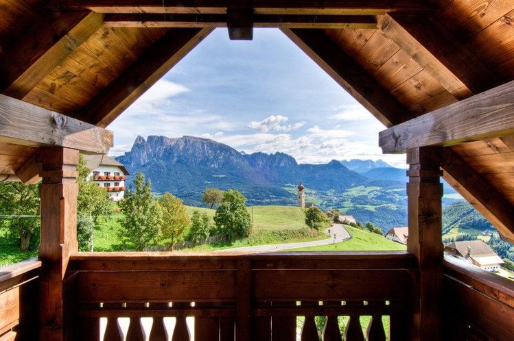 Zájezd Am Kaiserweg *** - Jižní Tyrolsko - Dolomity / Ritten - Terasa