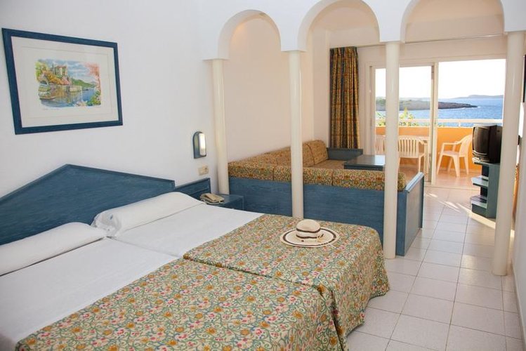 Zájezd Azuline Hotel Mar Amantis I & II **** - Ibiza / Port d'es Torrent - Příklad ubytování
