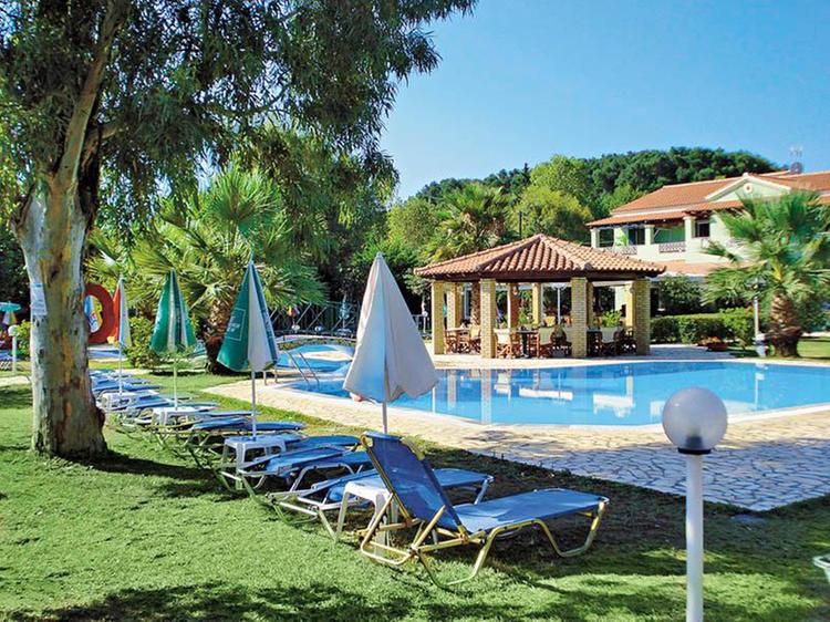 Zájezd Robolla Beach Hotel & Apartments **** - Korfu / Roda - Zahrada