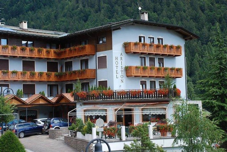 Zájezd Ariston *** - Jižní Tyrolsko - Dolomity / Molveno - Záběry místa