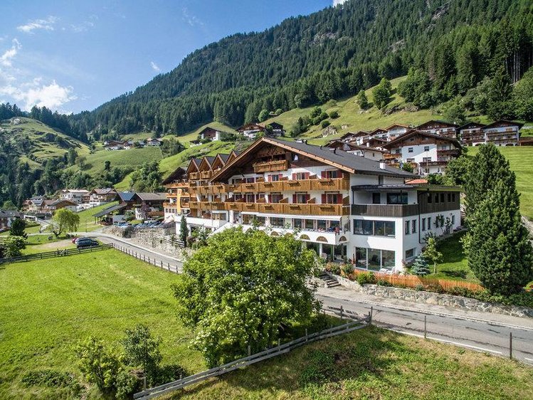 Zájezd Alpenland *** - Jižní Tyrolsko - Dolomity / St. Leonhard in Passeier - Záběry místa