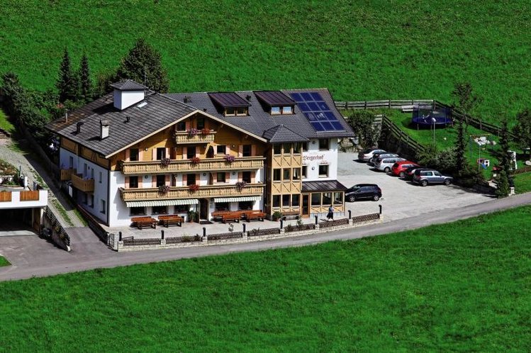 Zájezd Almhotel Bergerhof *** - Jižní Tyrolsko - Dolomity / Sarntal - Záběry místa