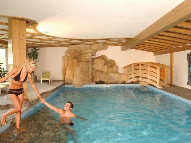 Zájezd Dolomitenhotel Weisslahnbad *** - Jižní Tyrolsko - Dolomity / Tiers - Vnitřní bazén