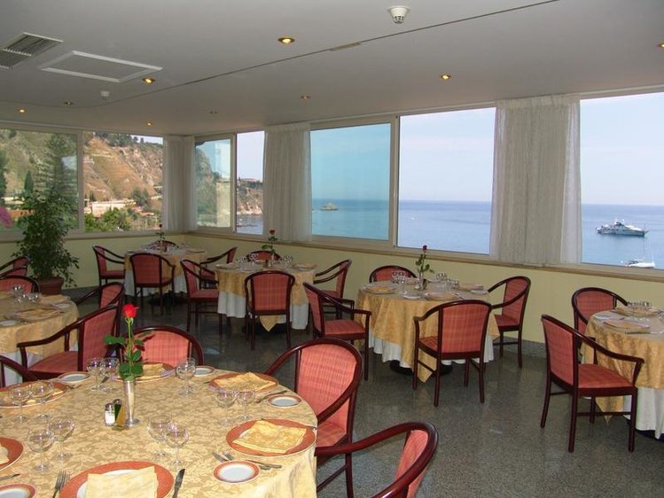 Zájezd Corallo **** - Sicílie - Liparské ostrovy / Taormina - Restaurace