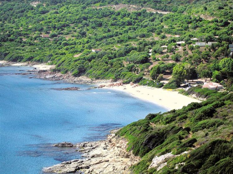 Zájezd Itylon **+ - Korsika / Cargese - Pláž