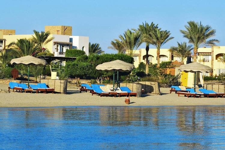 Zájezd Solitaire Resort ***** - Marsa Alam, Port Ghaib a Quseir / Marsa Alam - Pláž