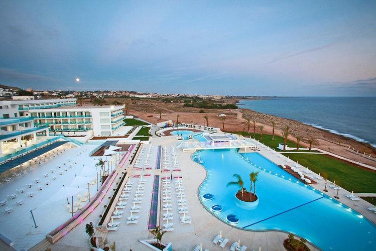 Zájezd King Evelthon Beach Hotel & Resort ***** - Kypr / Paphos - Bazén
